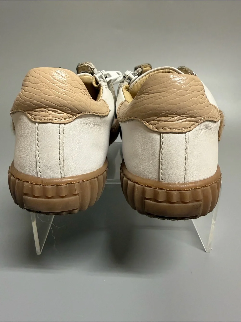 BLUBLONC TODDLER WHITE BEAR SNEAKERS Sz 27 US 10